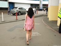 Feet - Olga F - 2015-11-13 A tiny barefoot girl