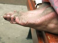 Feet - Olga F - 2015-11-13 A tiny barefoot girl