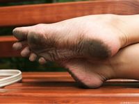 Feet - Olga F - 2015-11-13 A tiny barefoot girl