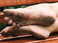 Feet - Olga F - 2015-11-13 A tiny barefoot girl