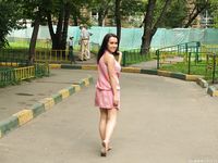 Feet - Olga F - 2015-11-13 A tiny barefoot girl