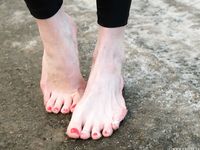 Feet - Olga G - 2017-07-25 High-arched feet