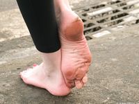 Feet - Olga G - 2017-07-25 High-arched feet