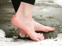 Feet - Olga G - 2017-07-25 High-arched feet