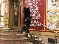 Feet - Olga G - 2017-07-25 High-arched feet