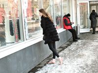 Feet - Olga G - 2017-07-25 High-arched feet