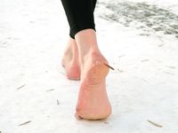 Feet - Olga G - 2017-07-25 High-arched feet