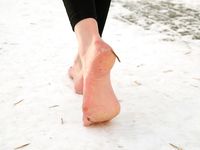 Feet - Olga G - 2017-07-25 High-arched feet