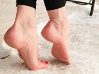 Feet - Olga G - 2017-07-25 High-arched feet