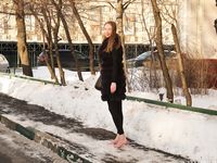 Feet - Olga G - 2017-07-25 High-arched feet