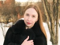 Feet - Olga G - 2017-07-25 High-arched feet