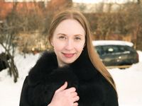 Feet - Olga G - 2017-07-25 High-arched feet