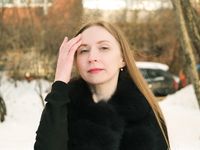 Feet - Olga G - 2017-07-25 High-arched feet