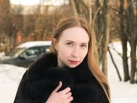 Feet - Olga G - 2017-07-25 High-arched feet