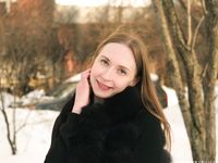 Feet - Olga G - 2017-07-25 High-arched feet