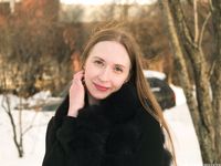 Feet - Olga G - 2017-07-25 High-arched feet