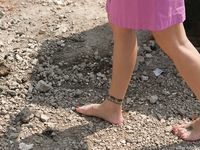 Feet - Olya - 2005-06-15 Charming barefoot girl