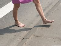 Feet - Olya - 2005-06-15 Charming barefoot girl