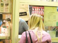 Feet - Olya - 2005-06-15 Charming barefoot girl