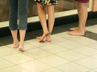 Feet - Olya with friends - 2006-02-15 Fire and glass test for bare feet