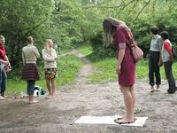 Feet - Olya with friends - 2006-02-15 Fire and glass test for bare feet