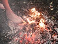 Feet - Olya with friends - 2006-02-15 Fire and glass test for bare feet