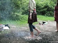Feet - Olya with friends - 2006-02-15 Fire and glass test for bare feet