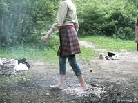 Feet - Olya with friends - 2006-02-15 Fire and glass test for bare feet