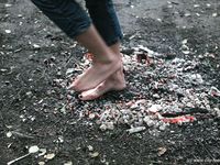 Feet - Olya with friends - 2006-02-15 Fire and glass test for bare feet