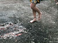 Feet - Olya with friends - 2006-02-15 Fire and glass test for bare feet