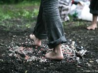 Feet - Olya with friends - 2006-02-15 Fire and glass test for bare feet