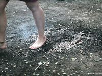 Feet - Olya with friends - 2006-02-15 Fire and glass test for bare feet
