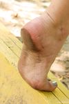Feet - Sasha - 2007-09-27 Barefoot beauty