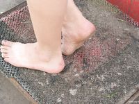 Feet - Sasha - 2007-09-27 Barefoot beauty