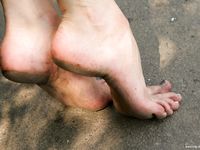 Feet - Sasha - 2007-09-27 Barefoot beauty