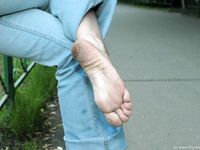 Feet - Sofia - 2008-08-14 Barefoot at home and outside