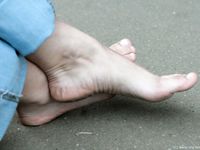 Feet - Sofia - 2008-08-14 Barefoot at home and outside