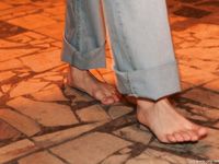 Feet - Sofia - 2008-08-14 Barefoot at home and outside