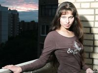 Feet - Sofia - 2008-08-14 Barefoot at home and outside