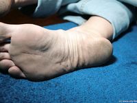 Feet - Sofia - 2008-08-14 Barefoot at home and outside