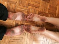 Feet - Sofia - 2008-08-14 Barefoot at home and outside