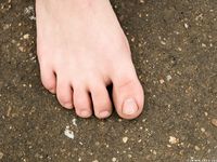 Feet - Sofia B - 2017-04-07 A barefoot redhead's trip