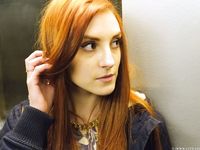 Feet - Sofia B - 2017-04-07 A barefoot redhead's trip