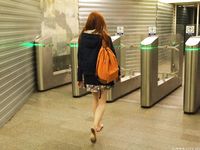 Feet - Sofia B - 2017-04-07 A barefoot redhead's trip