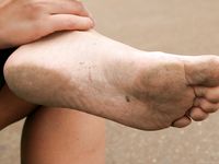 Feet - Sveta B - 2010-10-08 Elegant and barefooted