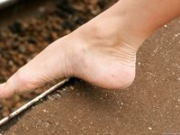 Feet - Sveta B - 2010-10-08 Elegant and barefooted