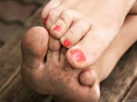 Feet - Sveta B - 2010-10-08 Elegant and barefooted