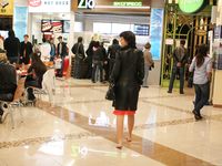 Feet - Sveta B - 2011-03-01 Gorgeous lady in her bare feet