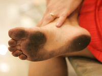 Feet - Sveta B - 2011-03-01 Gorgeous lady in her bare feet