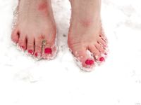 Feet - Sveta C- 2011-05-19 Barefoot redhead